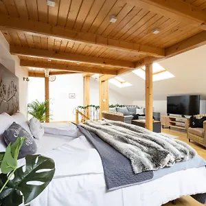 Grand Krupowki 47 Apartman Zakopane